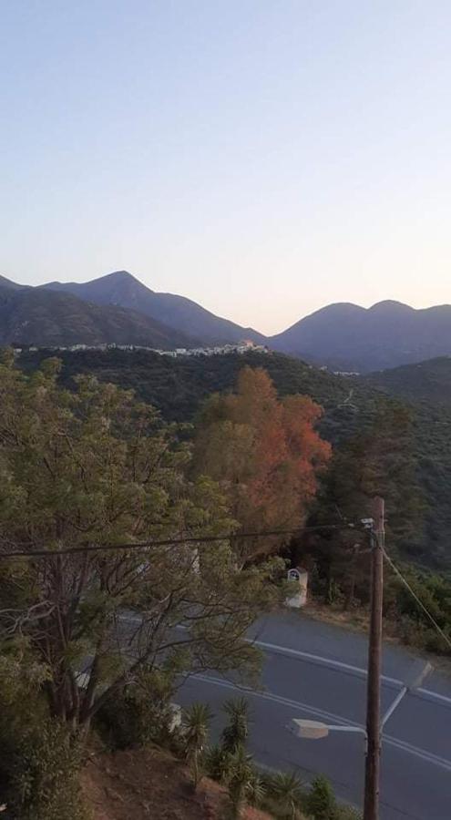 Maria'S Villa Mirsini  Bagian luar foto